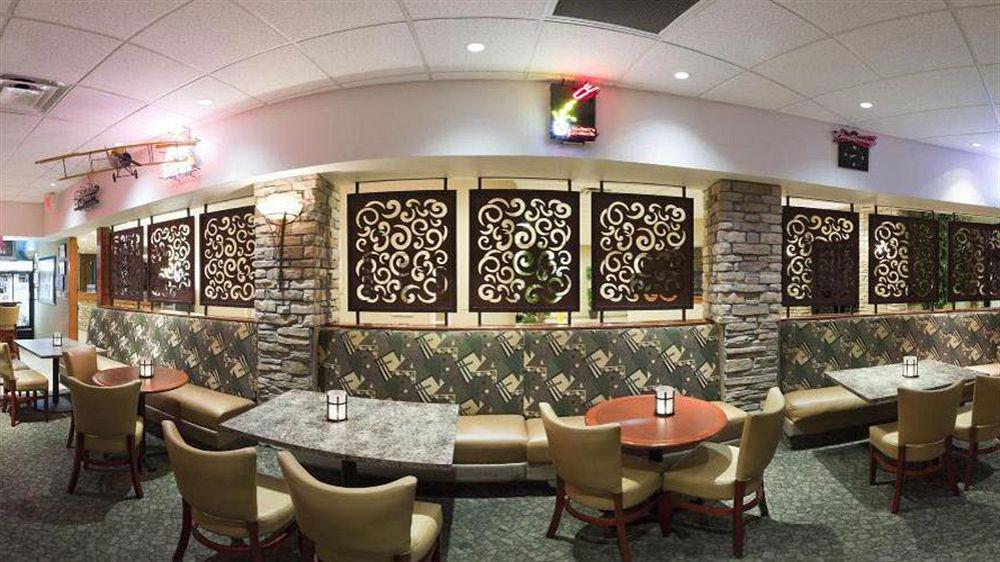 Hotel Wyndham Garden Wichita Downtown Zewnętrze zdjęcie