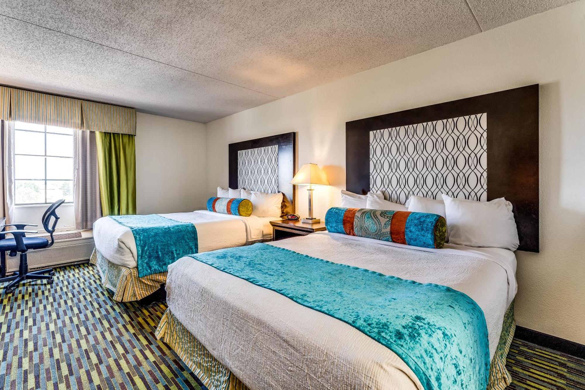 Hotel Wyndham Garden Wichita Downtown Zewnętrze zdjęcie